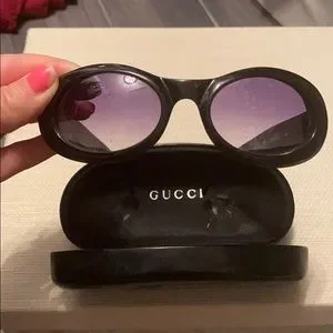 Gucci | Accessories | Gucci Oval Rhinestone Gg Black  display picture 1